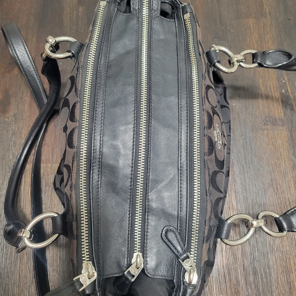 Coach Black‎ Signature Tote Bag